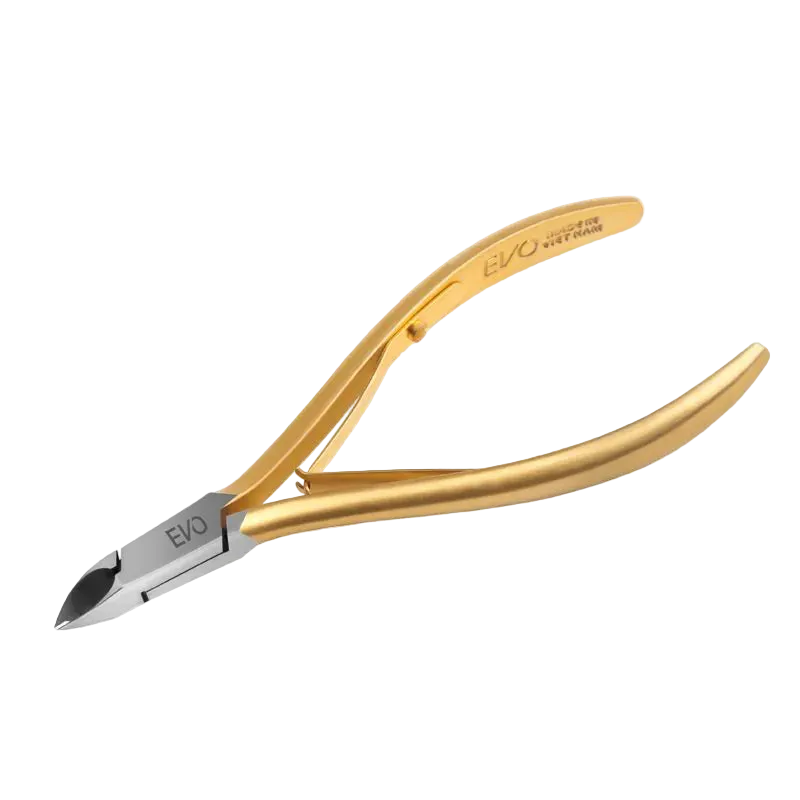 Alicates para Cutículas Nghia Evo 07 | Tamaño 14 (6 mm), Acero Quirúrgico y Mango Bañado en Oro