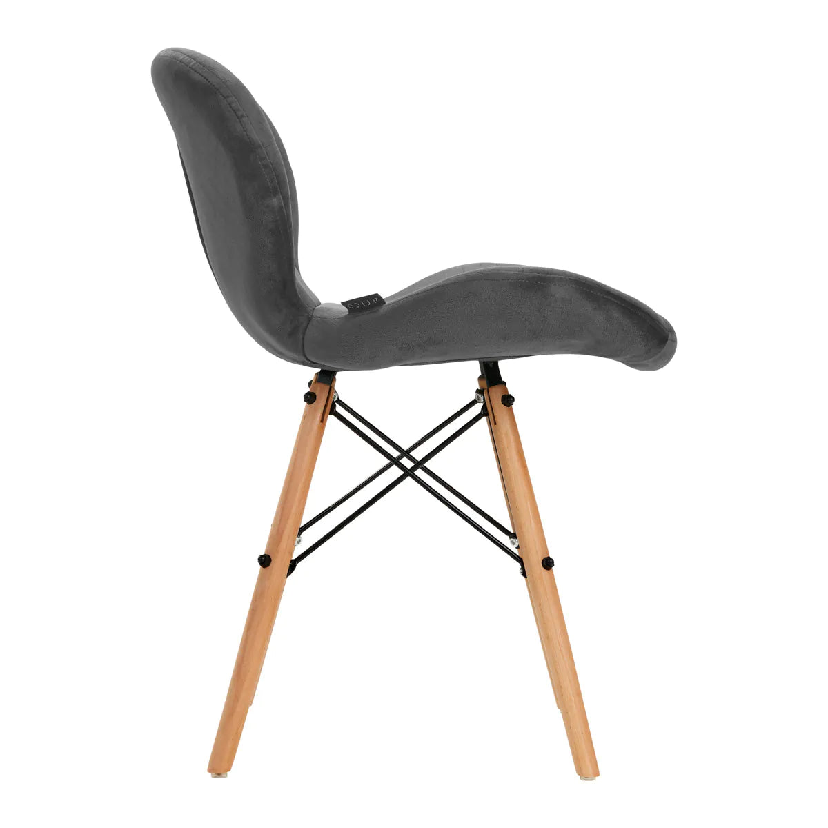 Silla terciopelo con patas de madera y diseño escandinavo