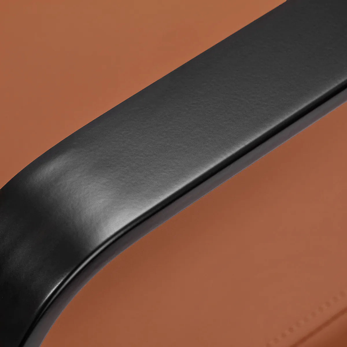 Gabbiano Porto hairdressing chair black orange