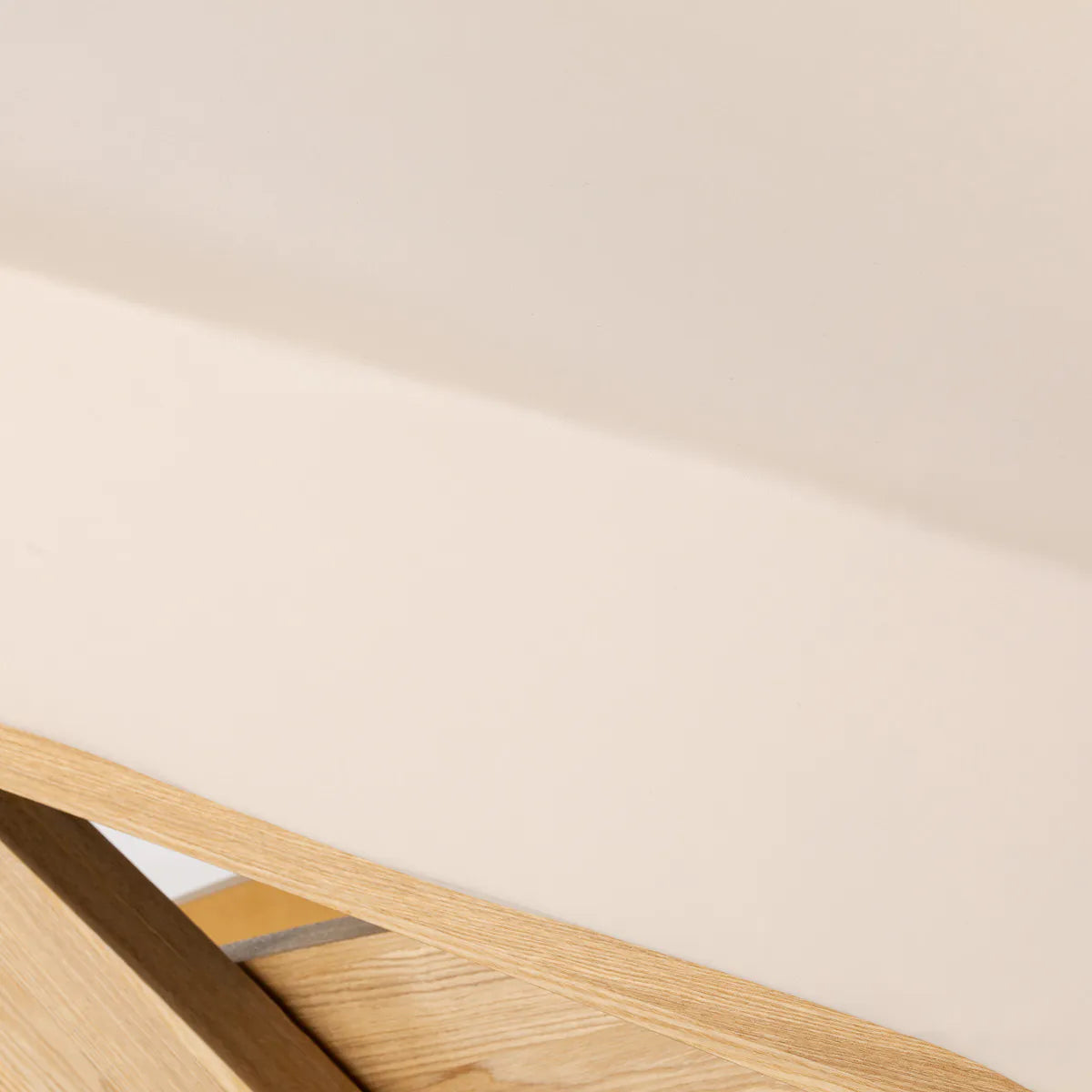 Camilla eléctrica Siesta SPA con base de madera